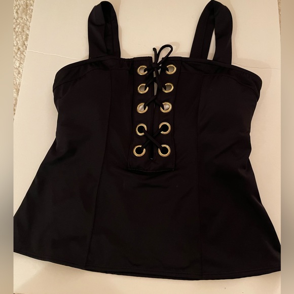 Venus Black spaghetti strap, top lace up in front size small - Picture 7 of 8